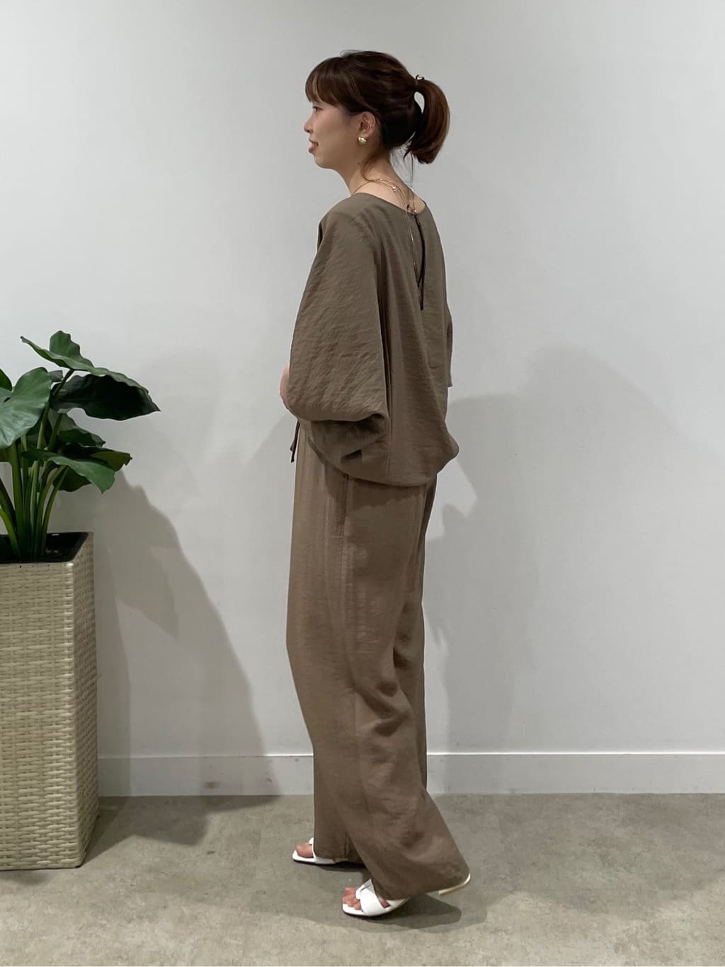 ねねさんの「INDIVI｜ラウンドショートネックレス」を使ったコーディネート