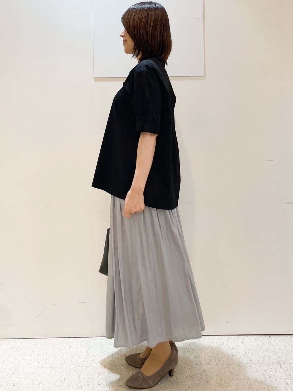 めいさんの「Reflect｜【すっきり見え！長め丈／マシンウォッシュ可】スキッパーネックジャージトップス」を使ったコーディネート