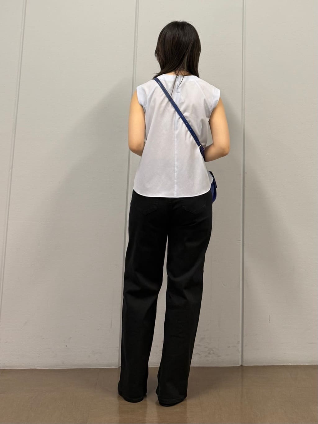 mizukiさんの「INDIVI｜【クールエアー素材／UVケア／吸汗速乾】エアリータックブラウス」を使ったコーディネート