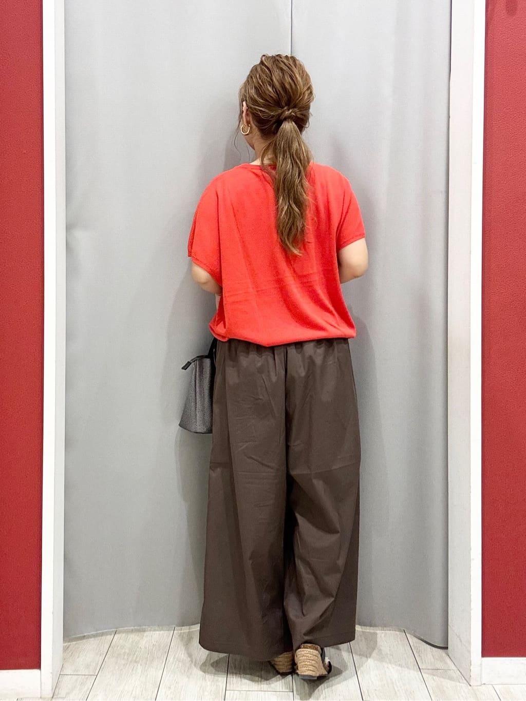 shioさんの「SHOO･LA･RUE｜【ひんやり/S-LL】さらさらな肌触りが心地よい フレンチスリーブニット」を使ったコーディネート