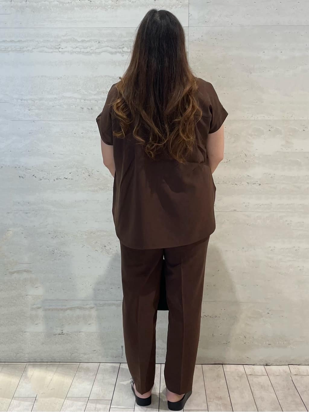 yunさんの「OPAQUE.CLIP｜《7色展開／SS-LLサイズ》ストレッチスキッパーブラウス／セットアップ対応【洗濯機洗い可／防シワ】」を使ったコーディネート