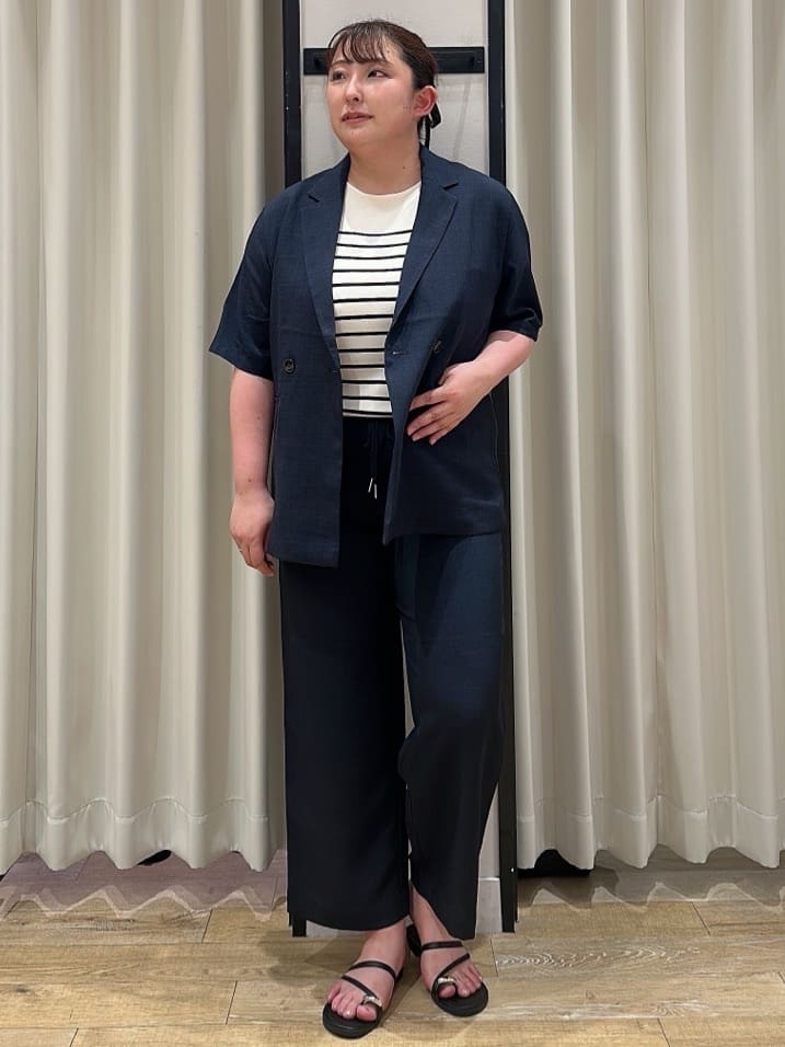 suzuさんの「grove｜ロープベルトで差がつく 洗練リラックスパンツ」を使ったコーディネート