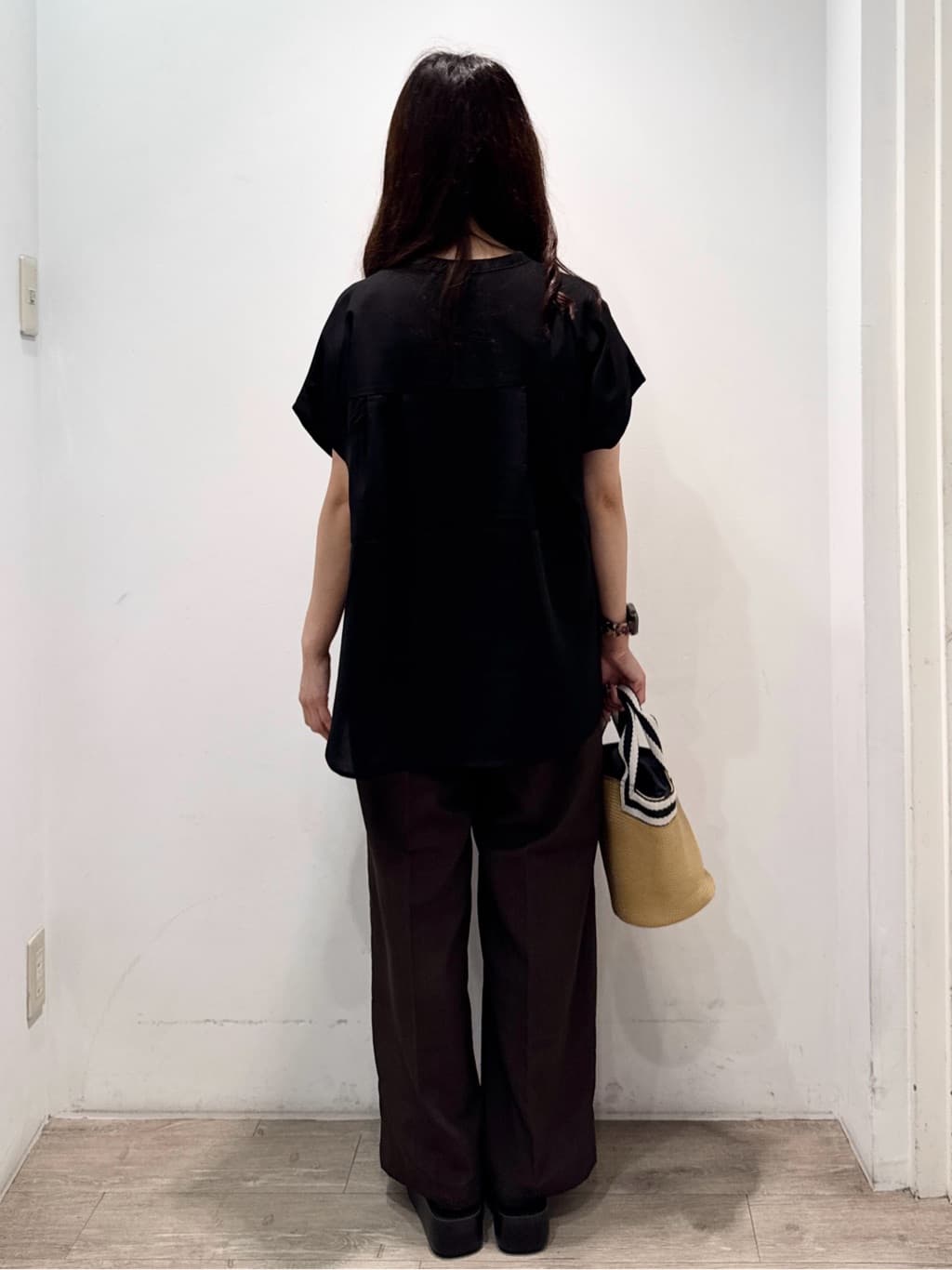 yuicciさんの「OPAQUE.CLIP｜《7色展開／SS-LLサイズ》ストレッチスキッパーブラウス／セットアップ対応【洗濯機洗い可／防シワ】」を使ったコーディネート