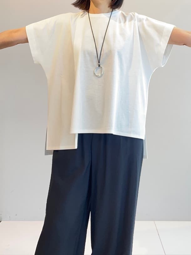 murayamaさんの「INDIVI｜【洗える／UVケア／SETUP可能】ドロストワイドパンツ」を使ったコーディネート
