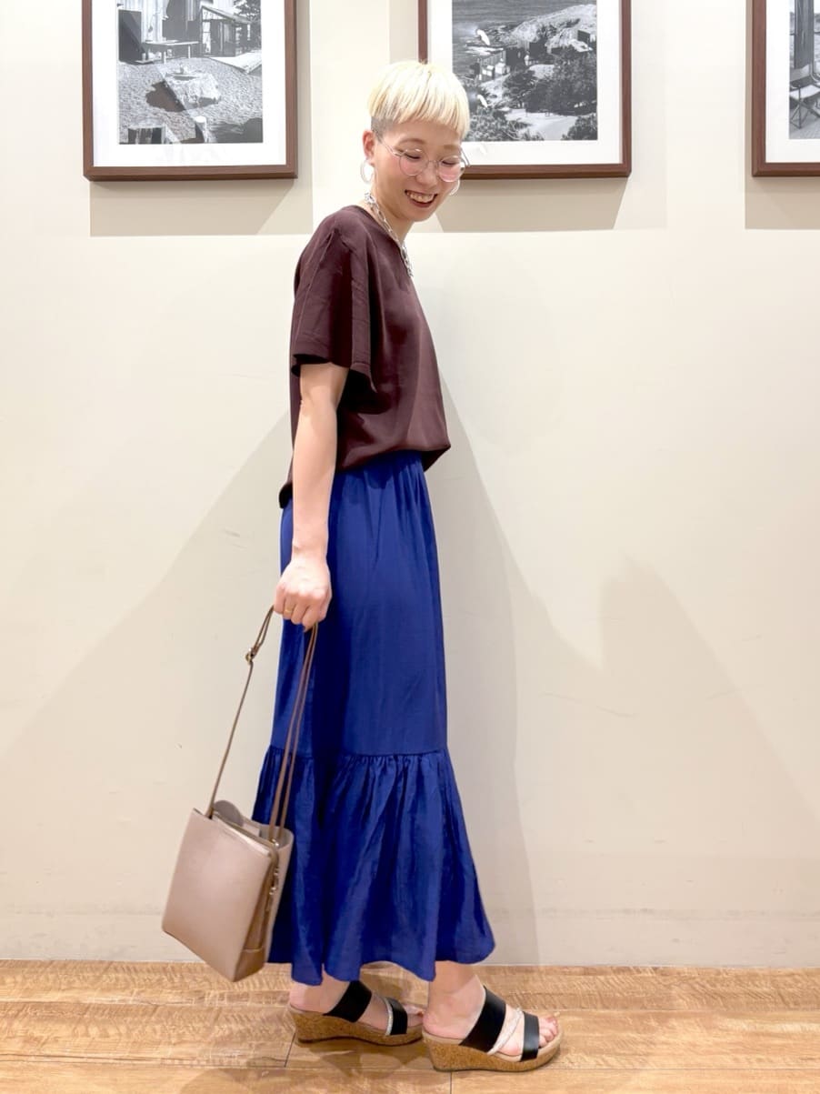 Ayumiさんの「SHOO･LA･RUE｜【S-LL】二の腕はカバーして魅せる フレアスリーブニット」を使ったコーディネート