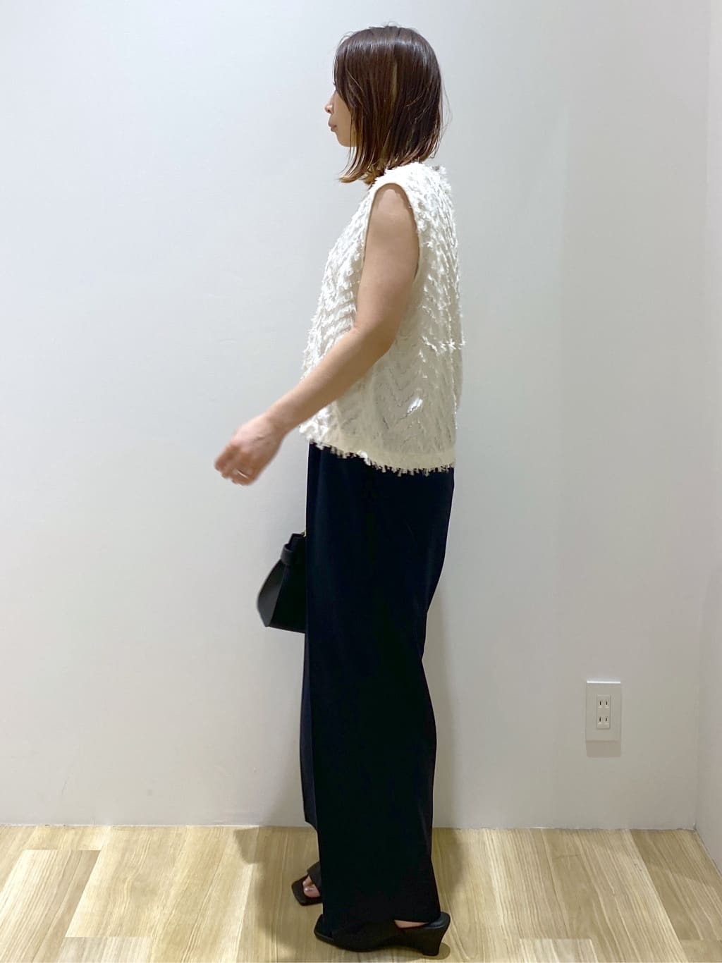えりさんの「OPAQUE.CLIP｜フリンジジャカードベスト【洗濯機洗い可】」を使ったコーディネート