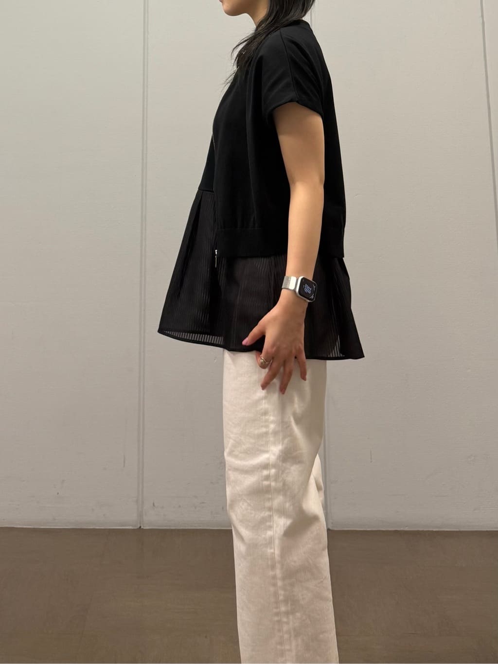 mizukiさんの「INDIVI｜【褒められデニム】ワイドストレート デニムパンツ」を使ったコーディネート