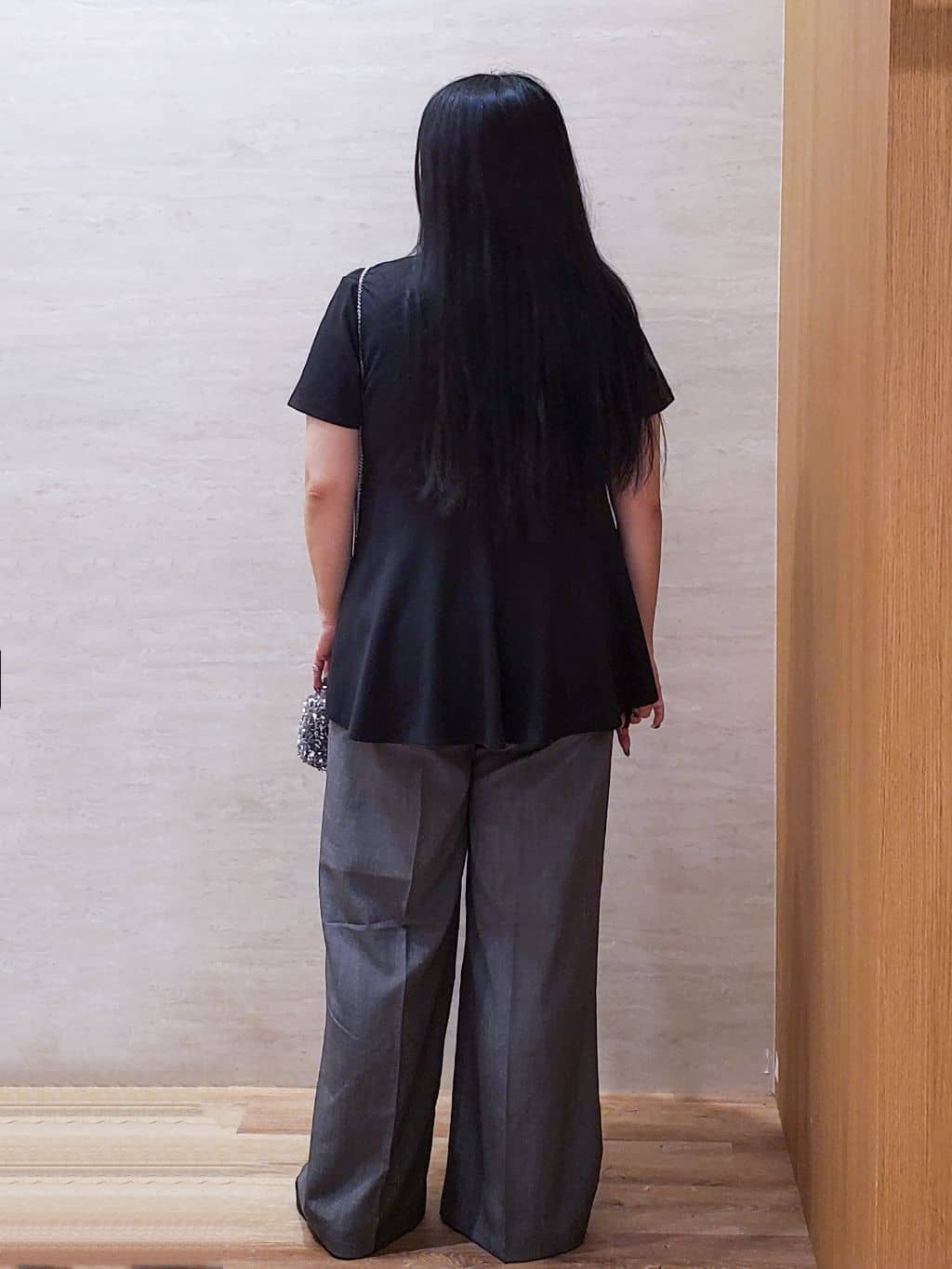 ちぃさんの「OPAQUE.CLIP｜ウエストサテン使いイージーワイドパンツ【洗濯機洗い可】」を使ったコーディネート