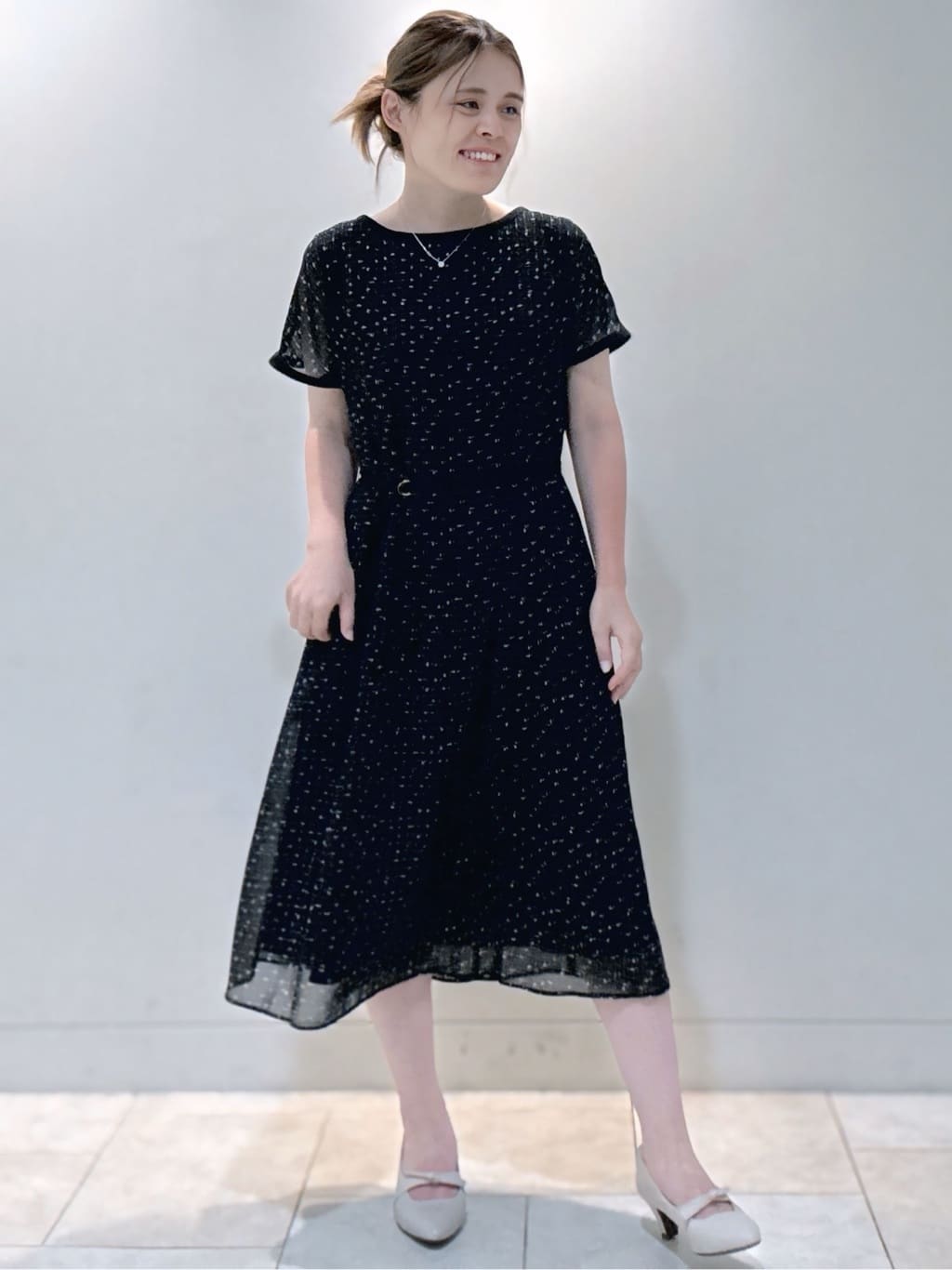 S&auml;K&iuml;さんの「Reflect｜【WEB先行カラーあり／マシンウォッシュ可／ナローベルト付き】オフボディツイードチェックワンピース」を使ったコーディネート
