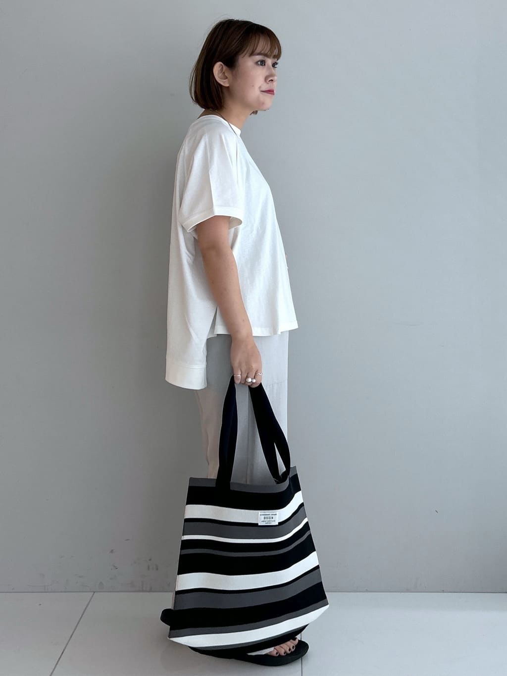 Hirokaさんの「Dessin｜【マシンウォッシャブル・A4収納可】ランダムボーダーニットBAG」を使ったコーディネート