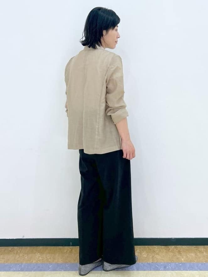 su.さんの「index｜麻調シアーダブルブレストテーラードジャケット【洗濯機洗い可】」を使ったコーディネート