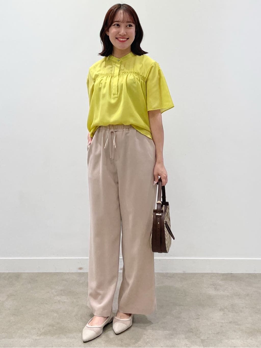 yukariさんの「Reflect｜【選べる5色◎／マシンウォッシュ可】シャーリングデザインブラウス」を使ったコーディネート
