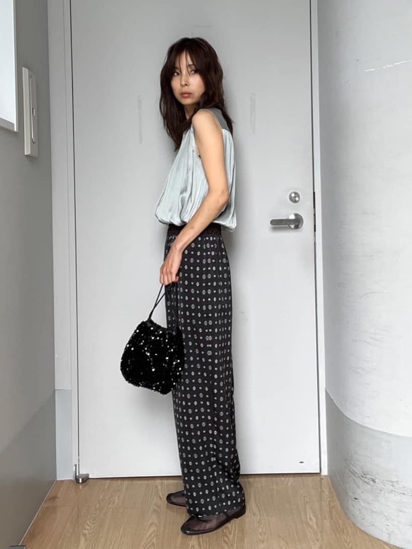 misaさんの「DRESSTERIOR｜スパンコール2WAY巾着バッグ」を使ったコーディネート