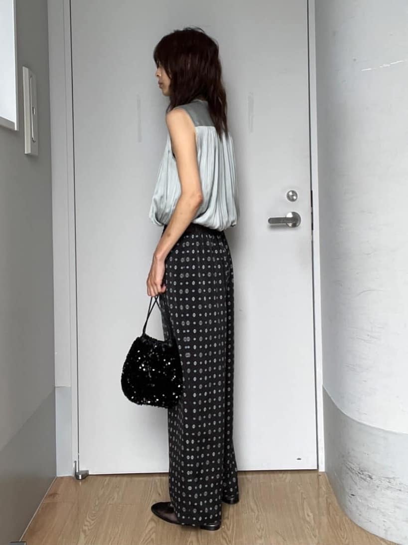 misaさんの「DRESSTERIOR｜スパンコール2WAY巾着バッグ」を使ったコーディネート