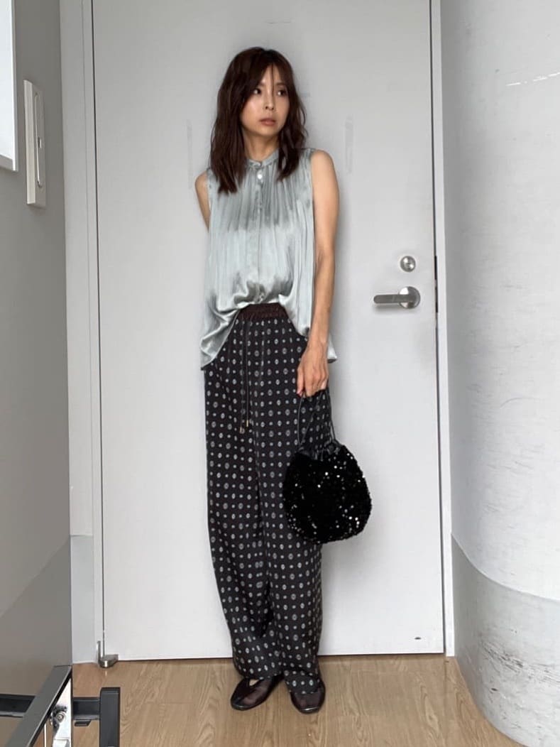 misaさんの「DRESSTERIOR｜スパンコール2WAY巾着バッグ」を使ったコーディネート