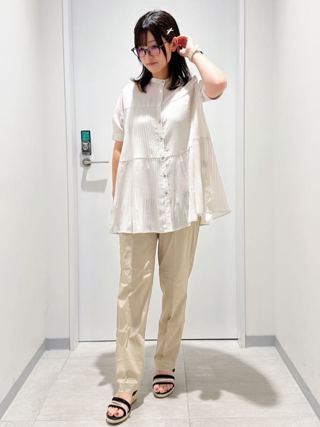 Fumikaさんの「grove｜【体型カバー】ラフに着たい　ティアードプリーツブラウス」を使ったコーディネート