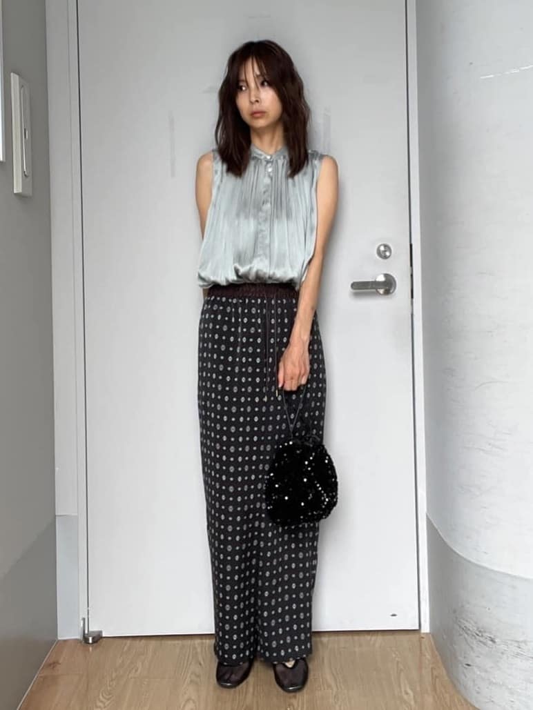 misaさんの「DRESSTERIOR｜スパンコール2WAY巾着バッグ」を使ったコーディネート