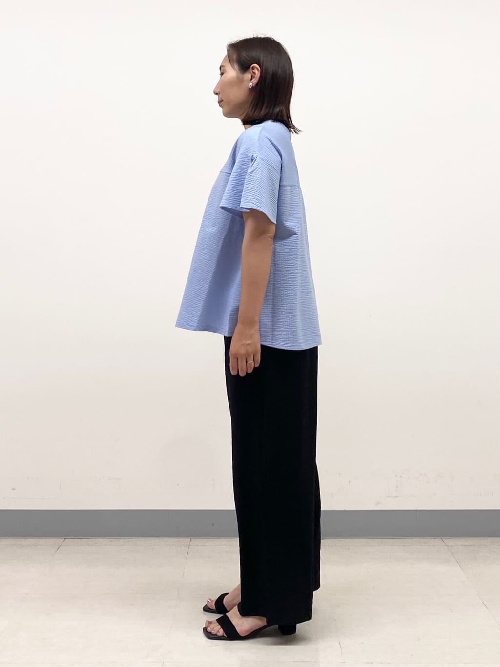 YUKARIさんの「INDIVI｜【洗える／UVケア／SETUP可能】ドロストワイドパンツ」を使ったコーディネート