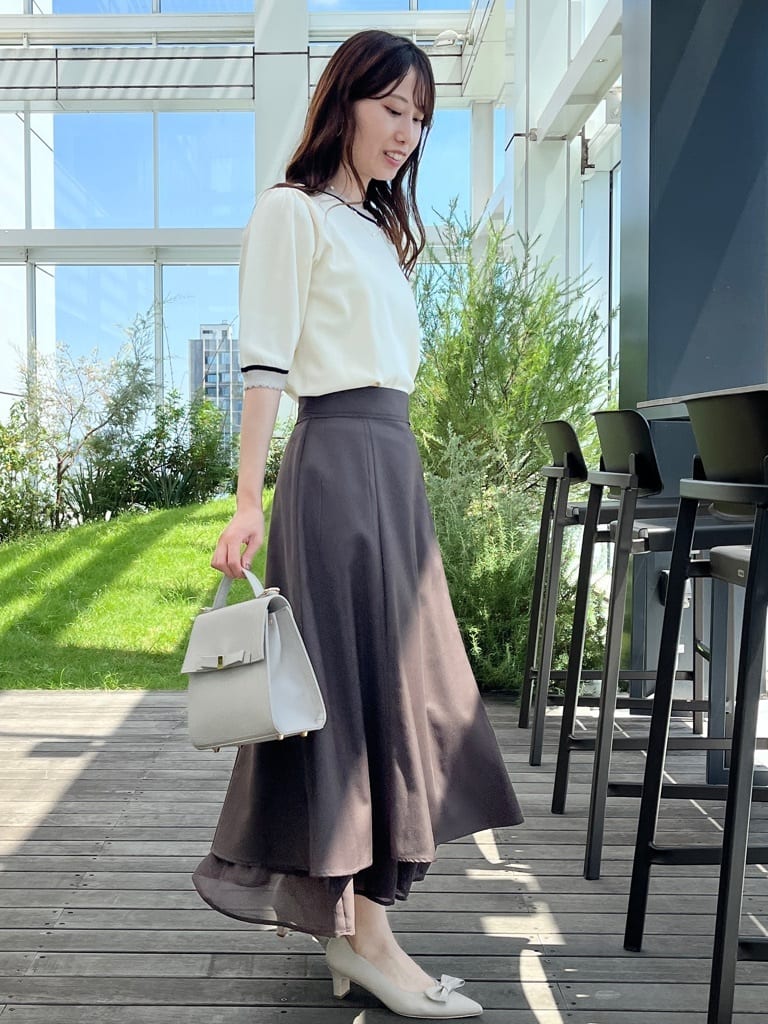 はばさんの「Couture brooch｜【マシンウォッシャブル・美シルエット】裾シアーフレアスカート」を使ったコーディネート