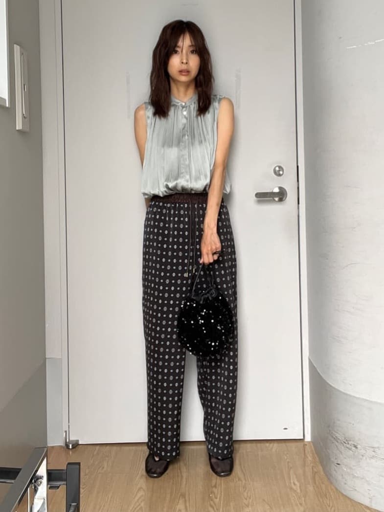misaさんの「DRESSTERIOR｜スパンコール2WAY巾着バッグ」を使ったコーディネート