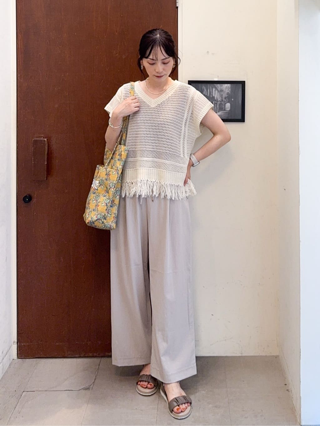 𝐇𝐢𝐫𝐨𝐦𝐢さんの「SHOO･LA･RUE｜【洗える/ひんやり／前後2WAY】テレコタンクトップ」を使ったコーディネート
