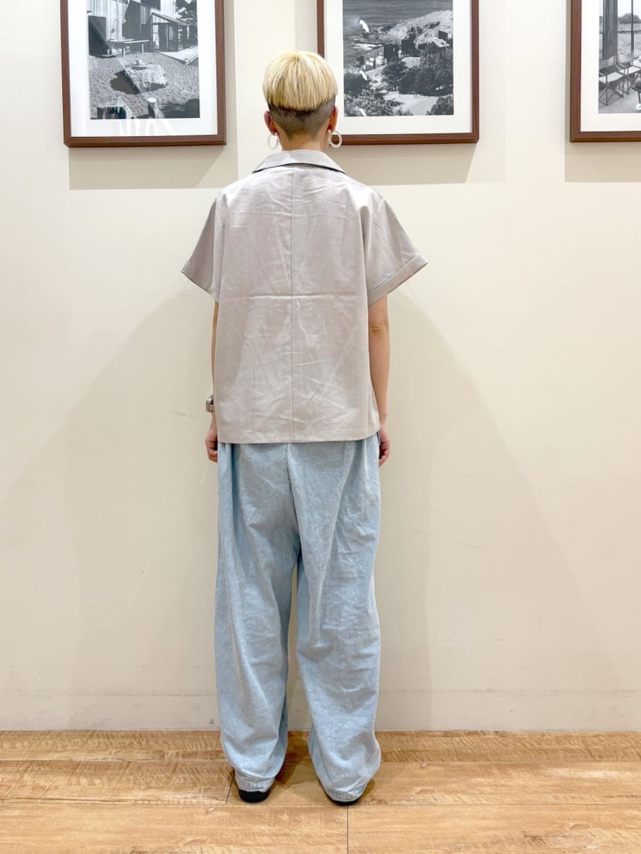 Ayumiさんの「SHOO･LA･RUE｜【S-LL】さらりと着たい大人のための 麻調半袖ジャケット」を使ったコーディネート