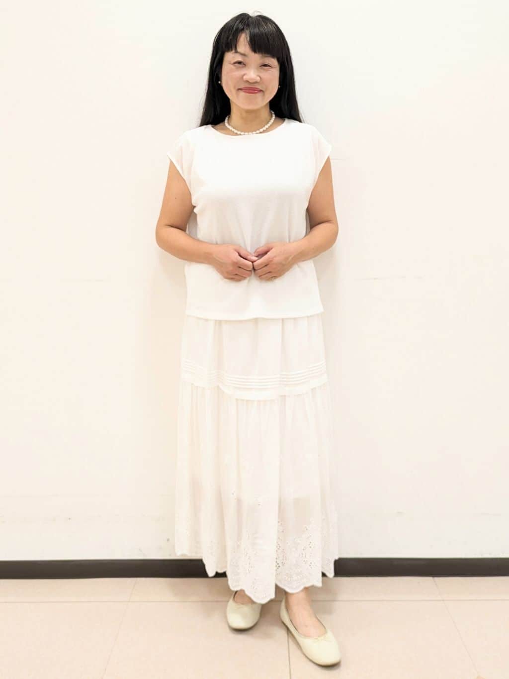 ともさんの「UNTITLED｜【ジャージ素材】インナードッキングシアーカットソー」を使ったコーディネート
