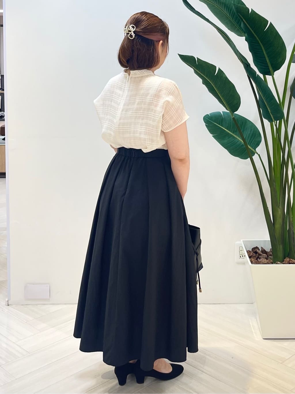 Tomoさんの「UNTITLED｜【シアー】チェックスタンドネックブラウス」を使ったコーディネート