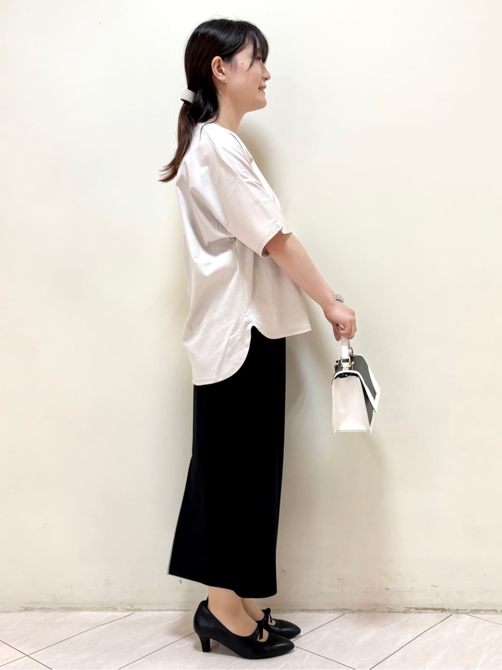 mikiさんの「Reflect｜【マシンウォッシュ可】ナロースカート」を使ったコーディネート