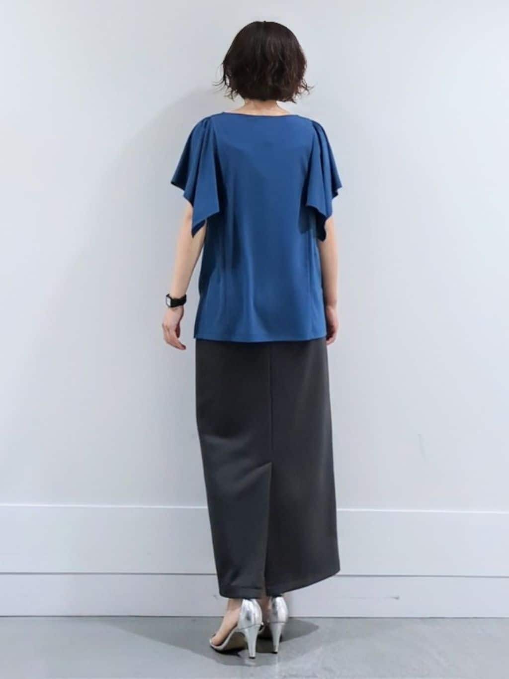 ミズタさんの「UNTITLED｜【きれいめ／接触冷感／日本製】ハンカチスリーブプルオーバー」を使ったコーディネート