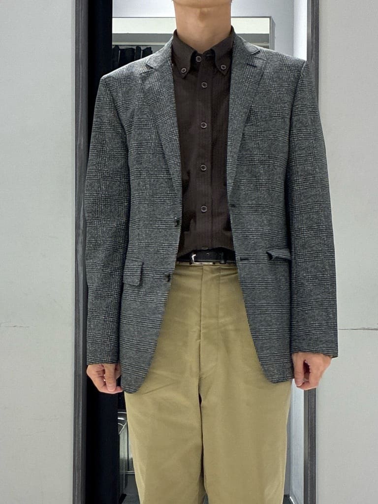 わいずみさんの「TAKEO KIKUCHI｜【抗菌防臭】COOL DOTS（R）ドビープリント ジャケット」を使ったコーディネート