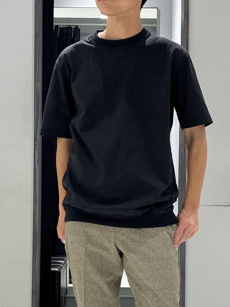 わいずみさんの「TAKEO KIKUCHI｜【抗菌防臭／5サイズ展開】ハイゲージポンチ Tシャツ」を使ったコーディネート