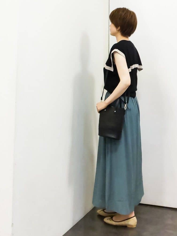 やまちゃんさんの「grove｜【人間工学】つつまれフィットバレエシューズ （抗菌防臭加工裏地使用）」を使ったコーディネート