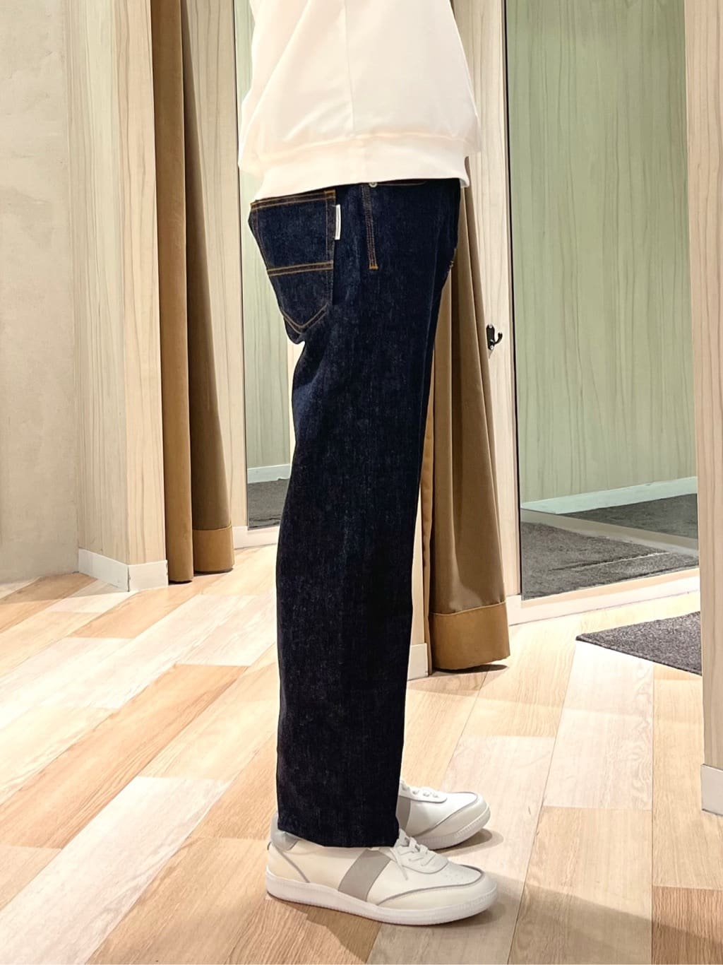 URAさんの「TAKEO KIKUCHI｜【抗菌防臭／5サイズ展開】ハイゲージポンチ Tシャツ」を使ったコーディネート