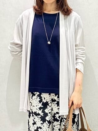 Miwaさんの「UNTITLED｜【ウエストゴム/ワイド/柄】モノトーンフラワーパンツ」を使ったコーディネート