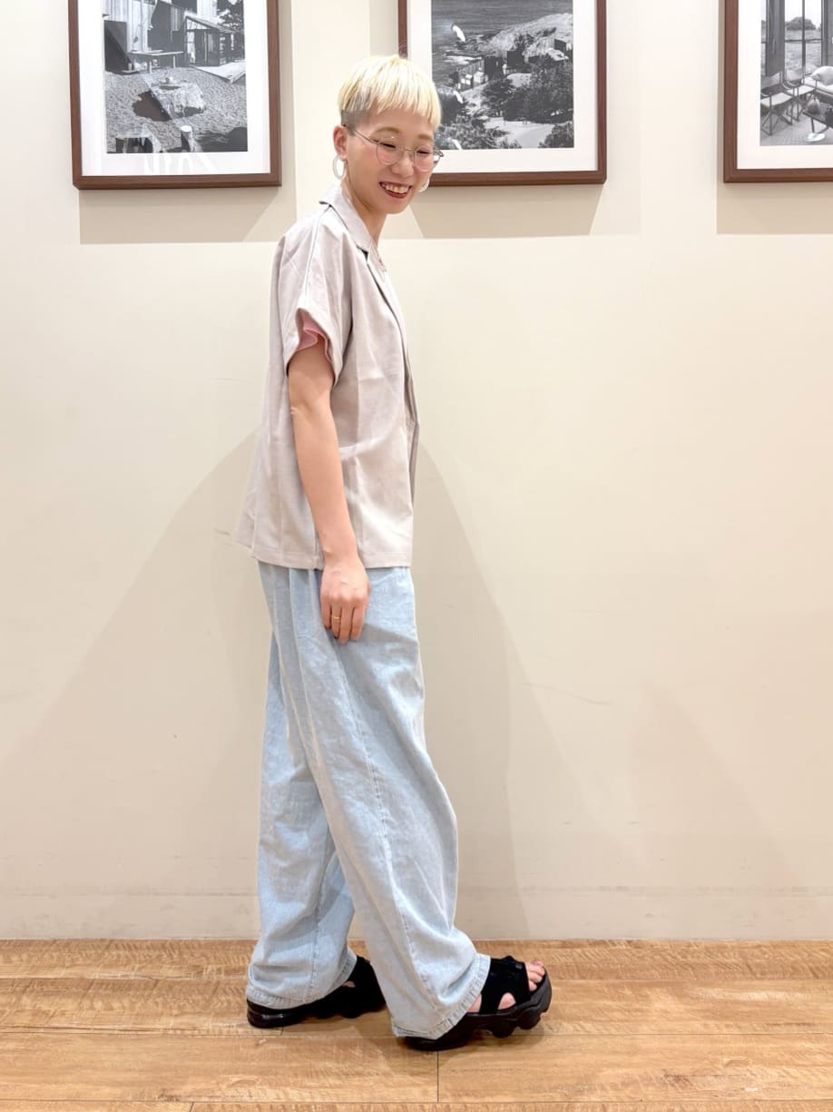 Ayumiさんの「SHOO･LA･RUE｜【S-LL】さらりと着たい大人のための 麻調半袖ジャケット」を使ったコーディネート