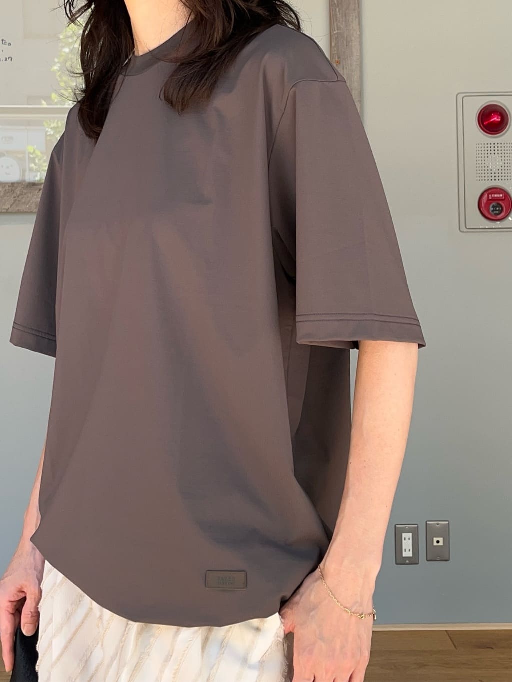 神野（jinno）さんの「TAKEO KIKUCHI｜【COOL CITY WEAR】テーラードTシャツ /接触冷感」を使ったコーディネート