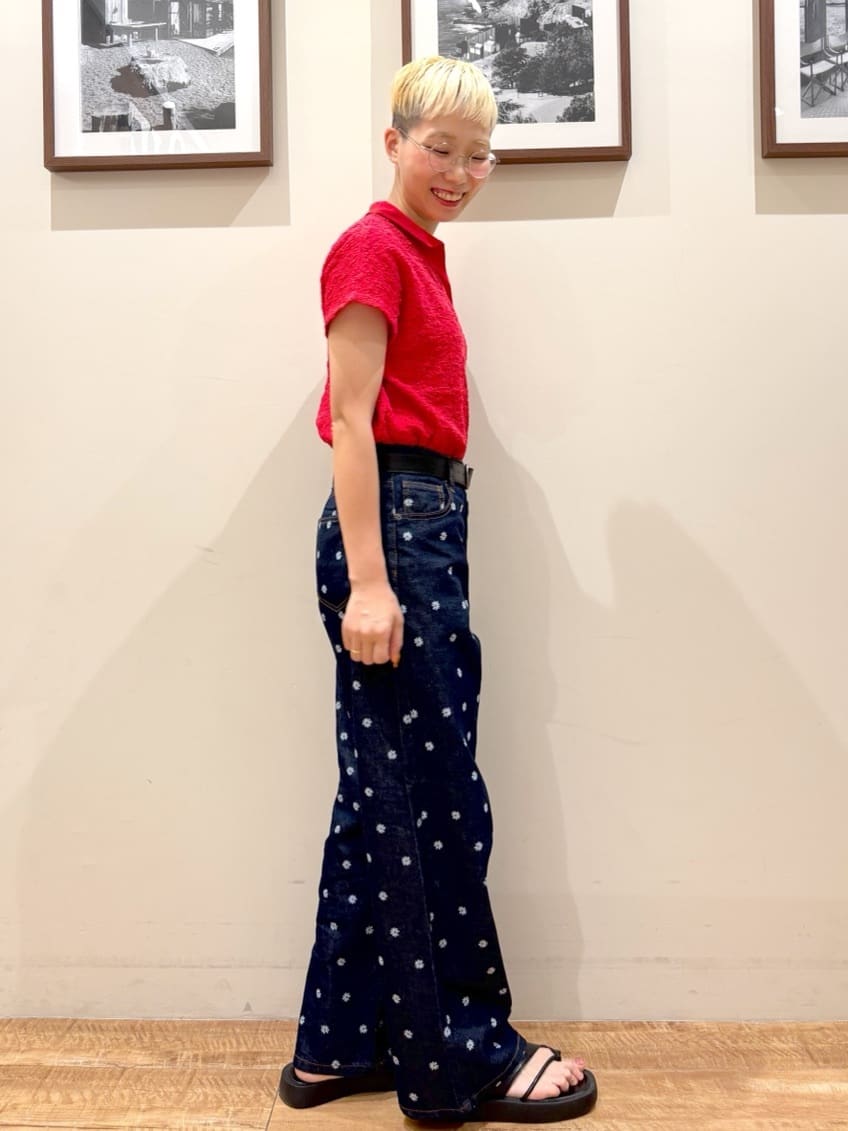 Ayumiさんの「SHOO･LA･RUE｜【S-LL】一枚で着映え フレンチスリーブ ポロスキッパートップス」を使ったコーディネート