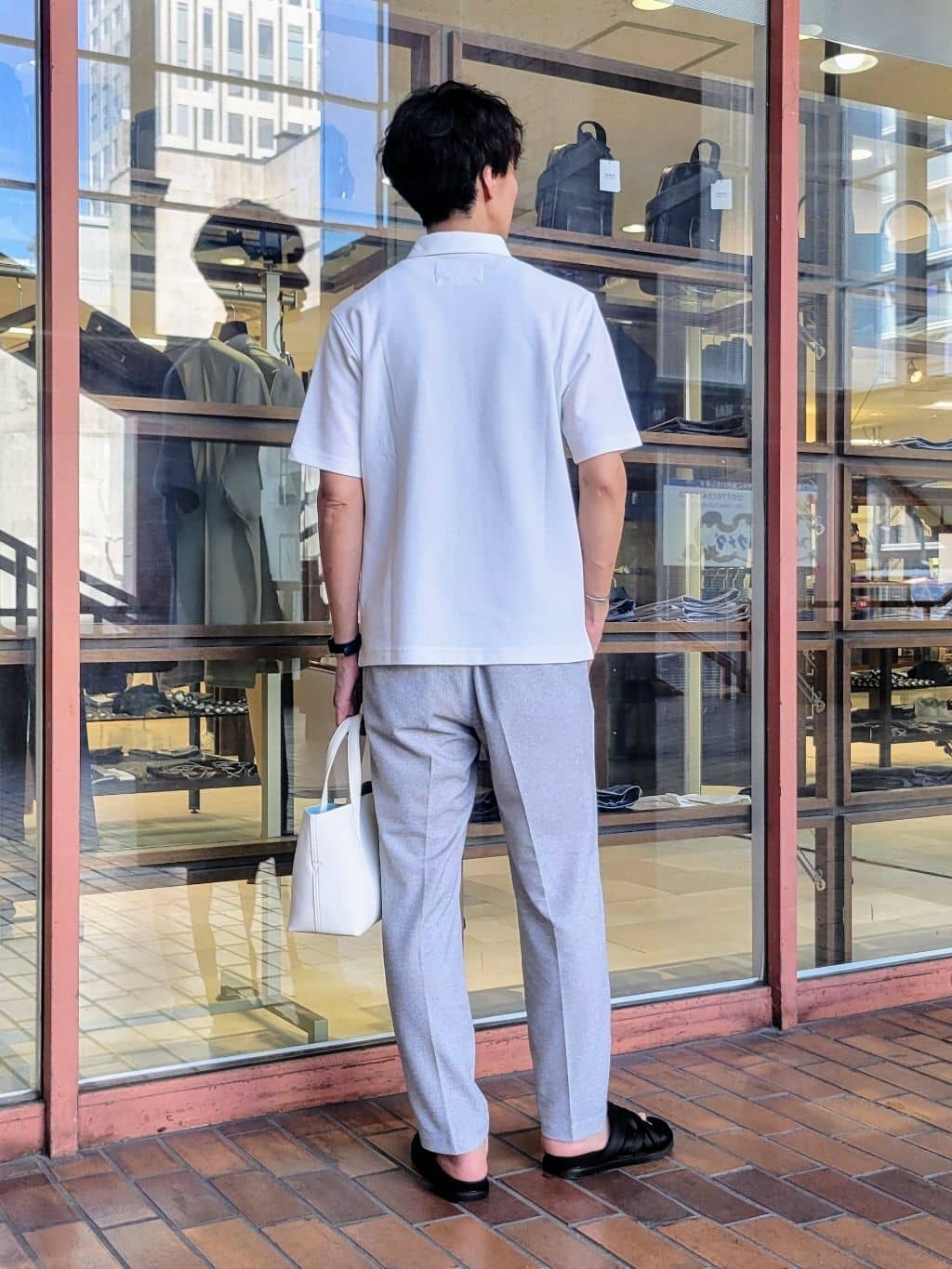 piroyaさんの「TAKEO KIKUCHI｜【抗菌防臭／9色5サイズ展開】ハニカムメランジ ポロシャツ」を使ったコーディネート