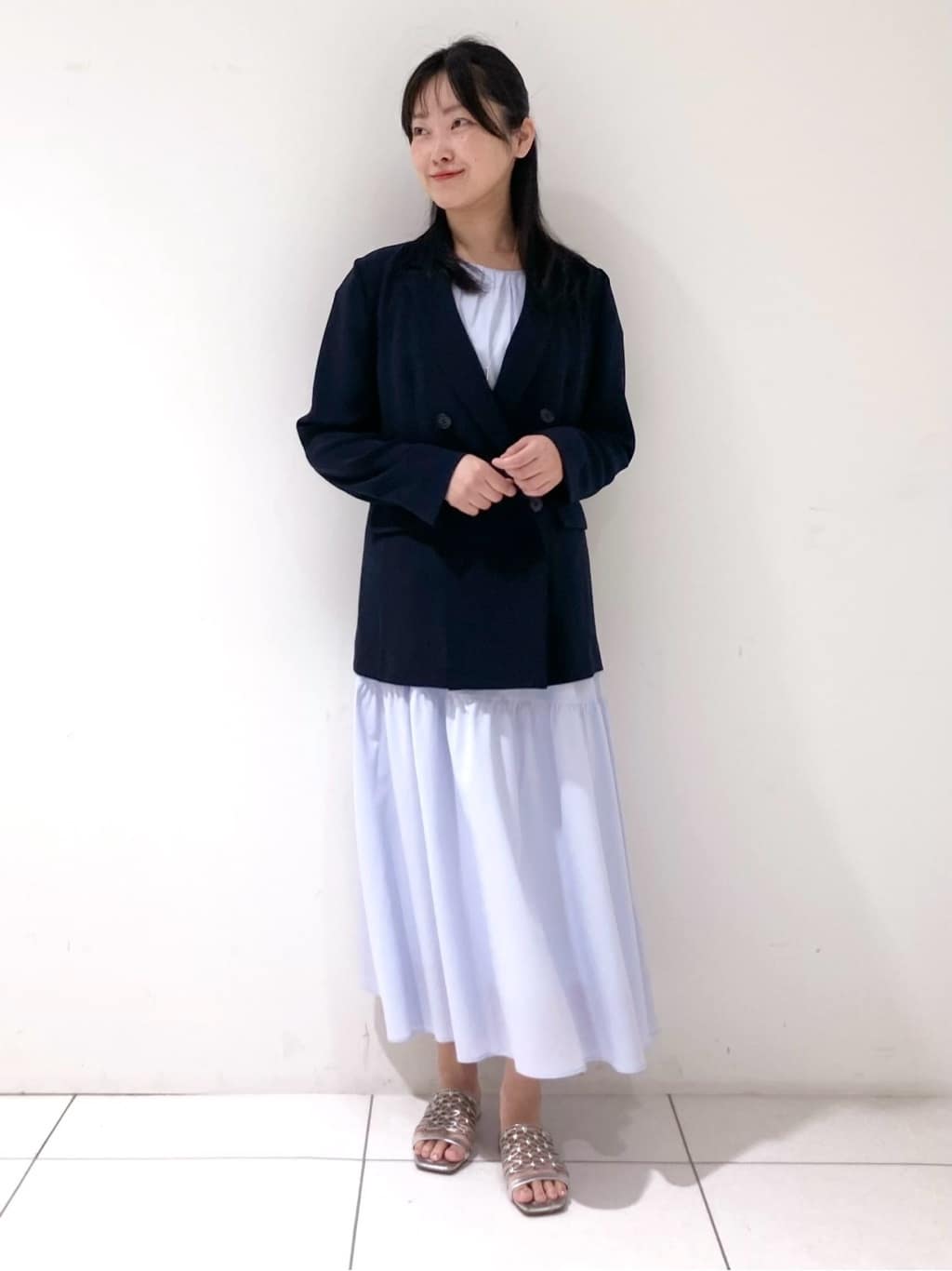 momokoさんの「INDIVI｜【着る日傘／遮熱／UVケア】ダブルジャケット」を使ったコーディネート