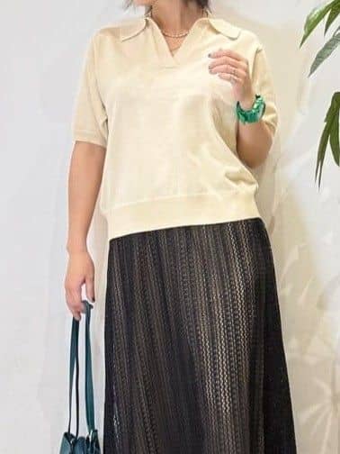 misakiさんの「SHOO･LA･RUE｜【S-LL/洗える】大人の抜け感 スキッパーニット」を使ったコーディネート