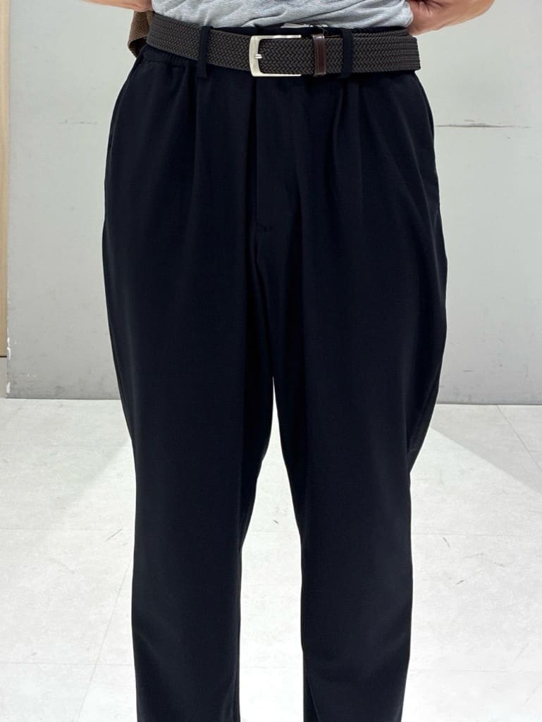 わいずみさんの「TAKEO KIKUCHI｜【COOL CITY WEAR】エアートール パンツ /接触冷感・通気性」を使ったコーディネート