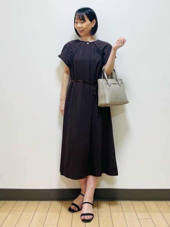 Riiさんの「Reflect｜カットワークレーススリーブワンピース」を使ったコーディネート