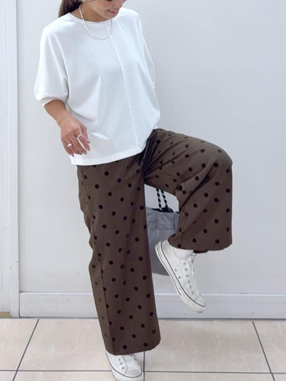 Osawaさんの「Dessin｜【二の腕カバー／UVカット】ランタンスリーブカットソー」を使ったコーディネート
