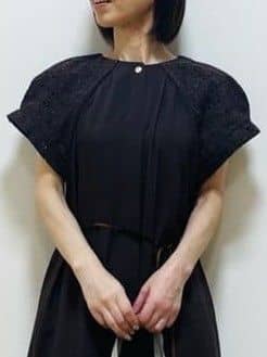 Riiさんの「Reflect｜カットワークレーススリーブワンピース」を使ったコーディネート