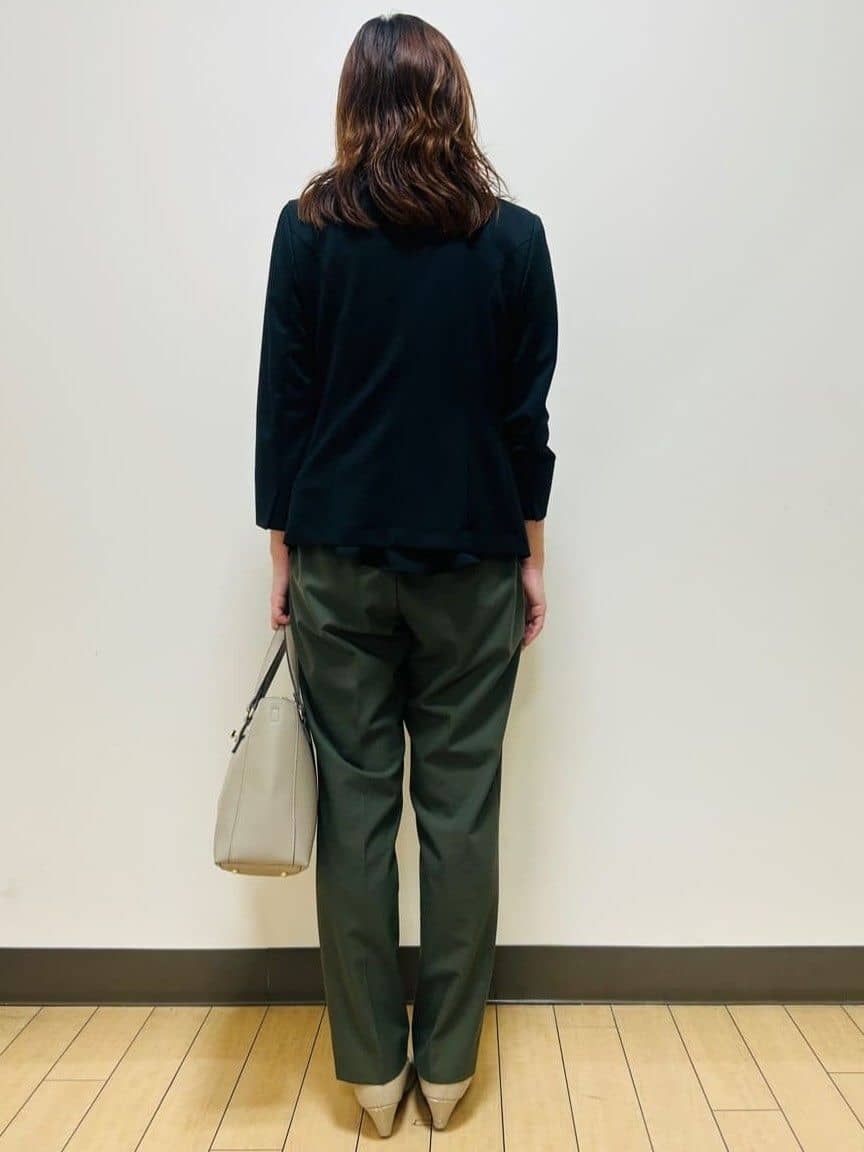 miiiさんの「Reflect｜【インナーに◎／すっきり見え！長め丈】タックデティールブラウス」を使ったコーディネート