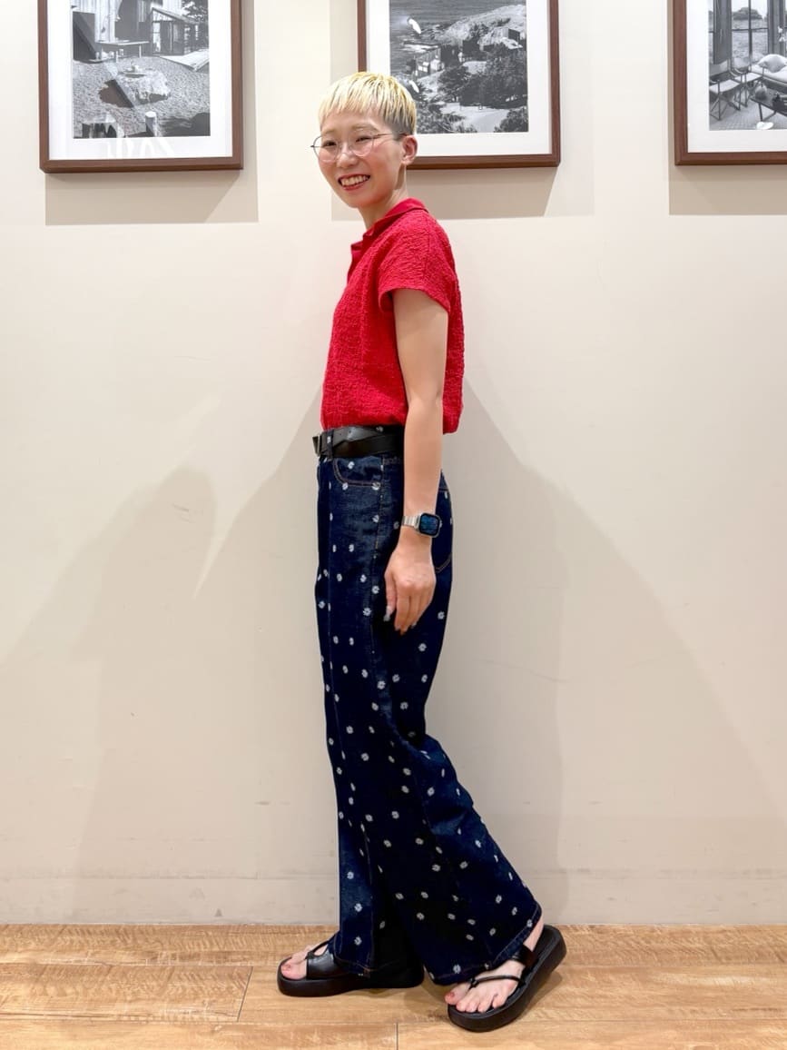 Ayumiさんの「SHOO･LA･RUE｜【S-LL】一枚で着映え フレンチスリーブ ポロスキッパートップス」を使ったコーディネート