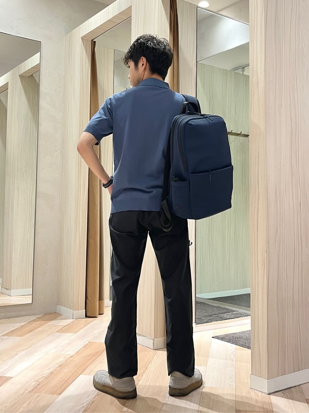 URAさんの「TAKEO KIKUCHI｜【Made in JAPAN】播州織 ストレッチ パンツ」を使ったコーディネート