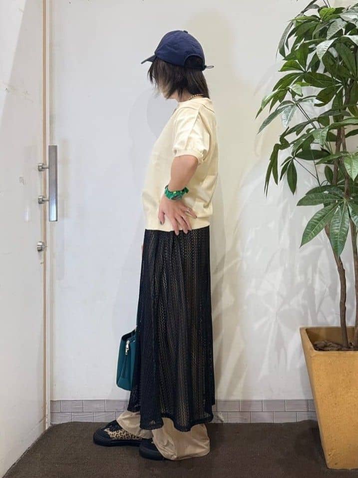 misakiさんの「SHOO･LA･RUE｜【S-LL/洗える】大人の抜け感 スキッパーニット」を使ったコーディネート