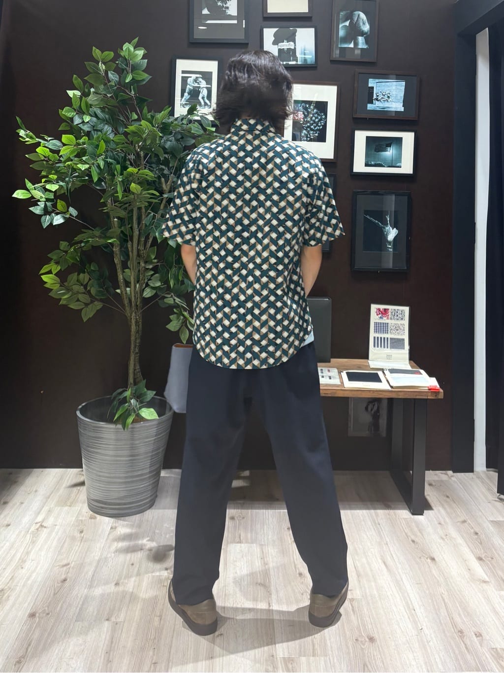 Kaiさんの「TAKEO KIKUCHI｜【COOL CITY WEAR】籠目アート柄 サッカーシャツ /通気性」を使ったコーディネート